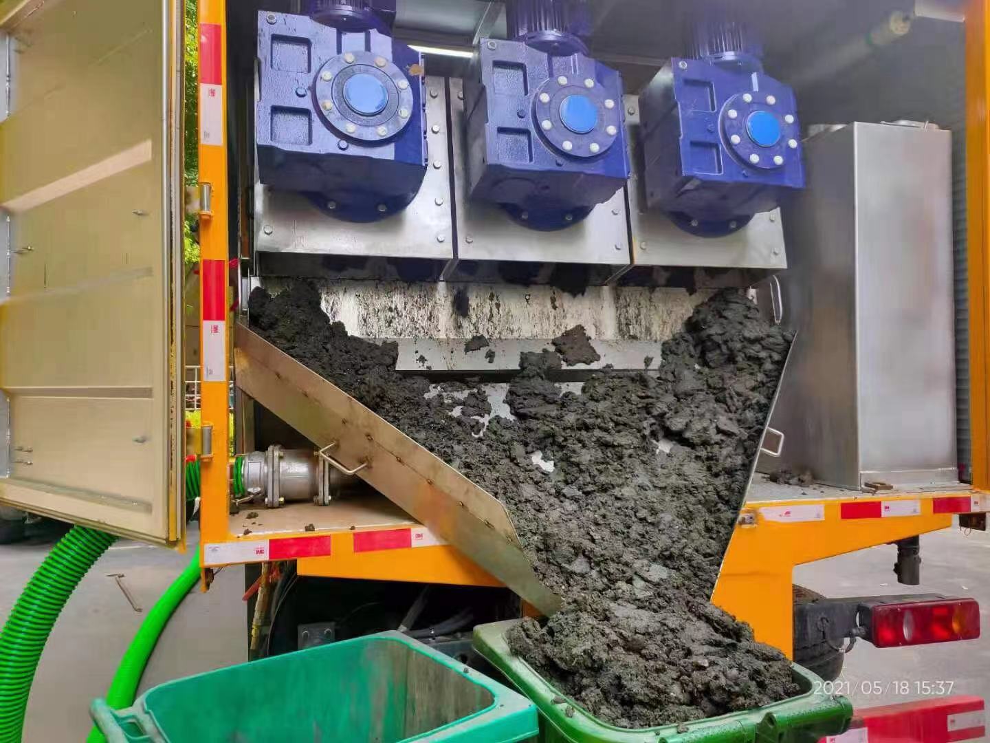 五通桥化粪池清掏城市维护站-泥浆净化干湿分离处理